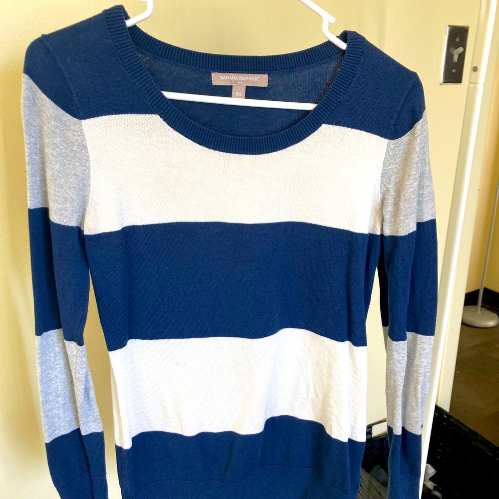 Banana Republic sweater size XS